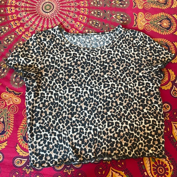 American Eagle crop top 💛 sz M - Picture 2 of 3